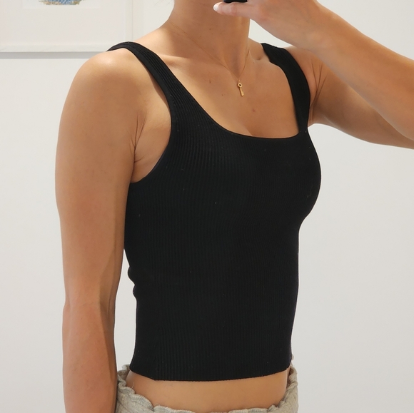 Babaton black ribbed tank size M - Picture 2 of 2